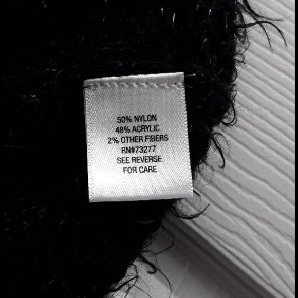 Apt 9 soft, fuzzy sweater - Picture 4 of 4